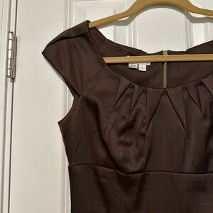 A London Times Brown Dress